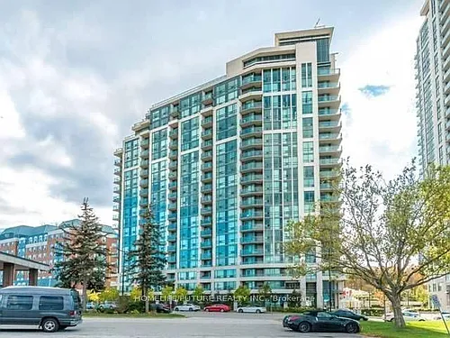 68 Grangeway Ave Photo 1