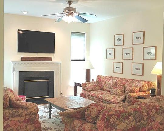 4th image of 10117 Mindy Ct