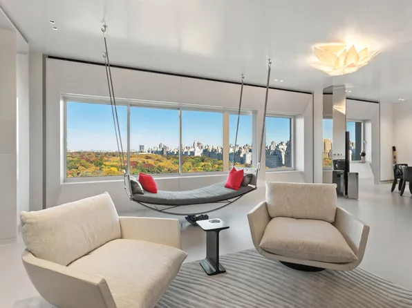 106 Central Park South image 2 of 14