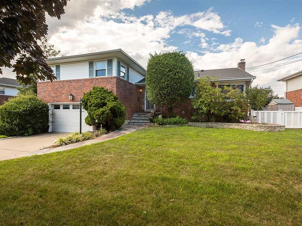 1st image of 435 Kinsley Ct