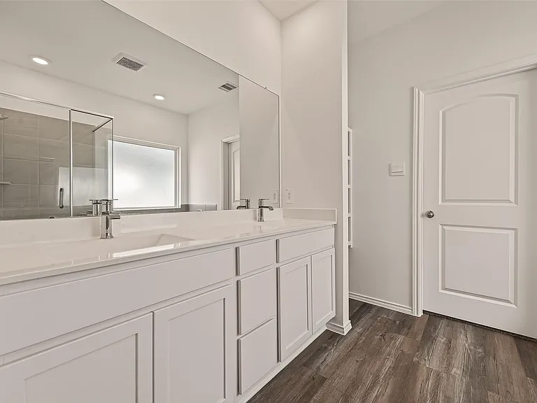 6107 Ginevra Summers Dr — Photo 40