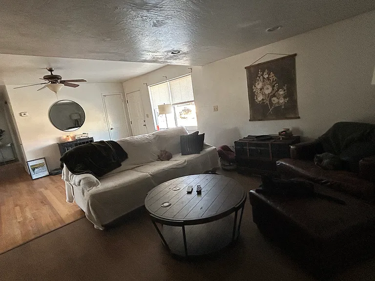 823 Brookside Dr — Photo 10