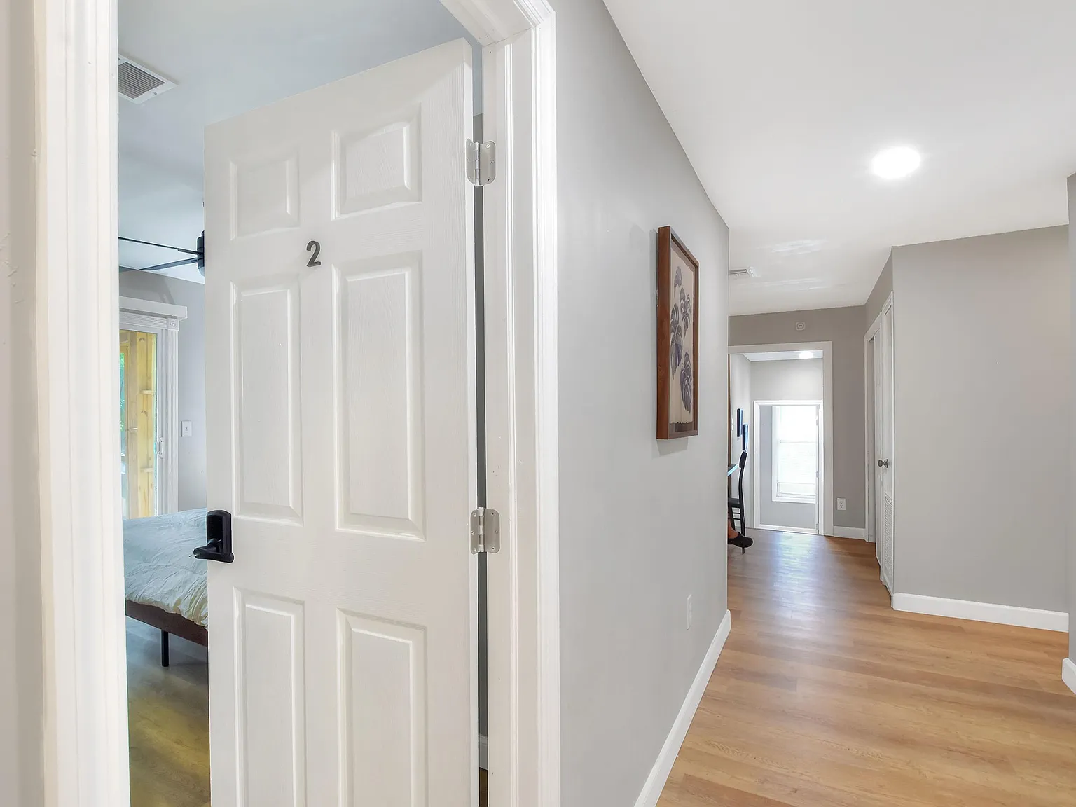 4 bed, 2.0 bath, 1800 sqft, $1,027 — Photo 4