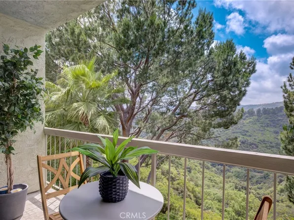 2345 Roscomare Rd APT 303, Los Angeles, CA 90077