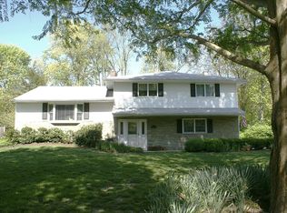 119 Forest Rd, Moorestown, NJ 08057