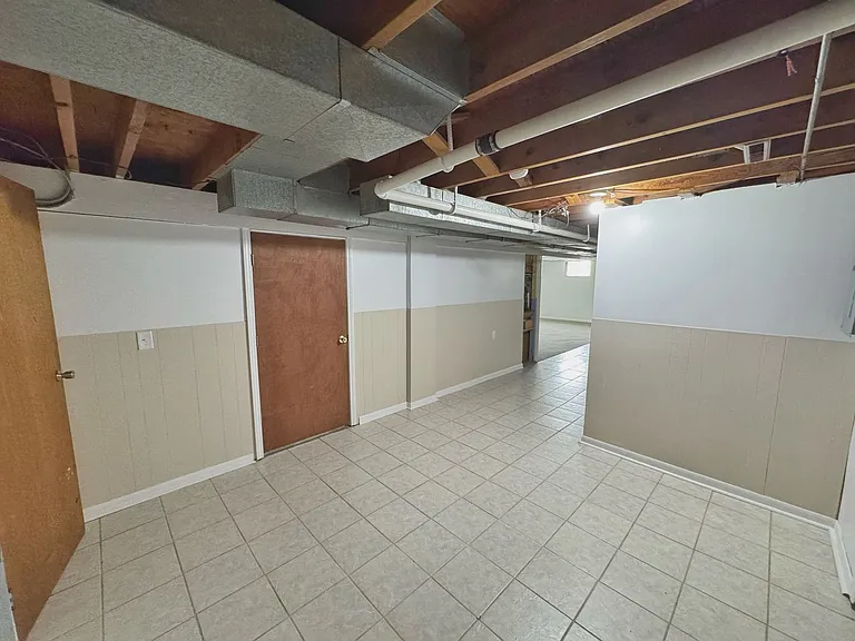 604 Summit Rd — Photo 16