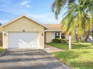 9506 Burlington Pl, Boca Raton, FL 33434