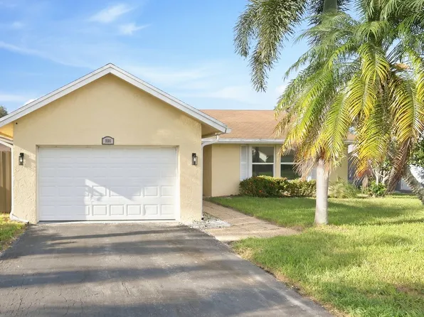 9506 Burlington Pl, Boca Raton, FL 33434
