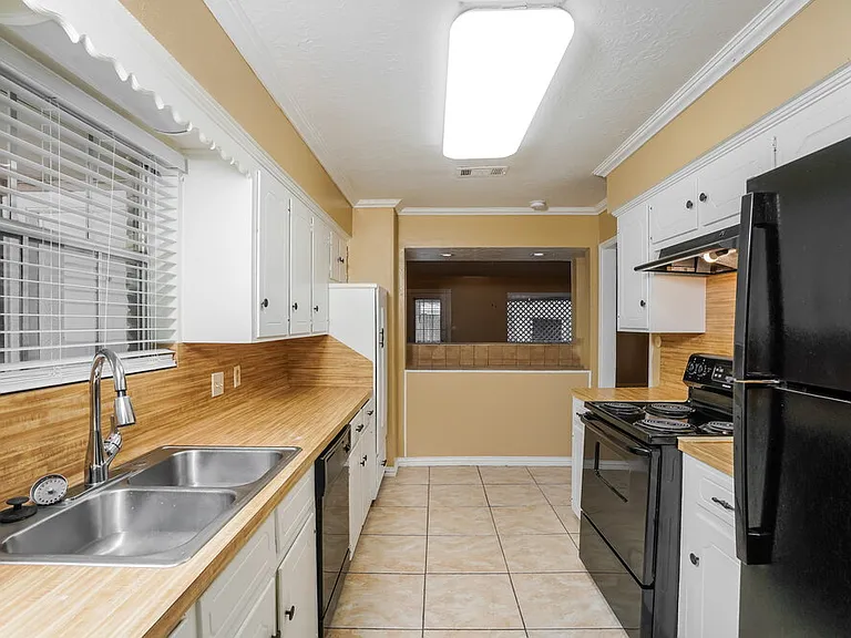 23331 Bayleaf Dr — Photo 8