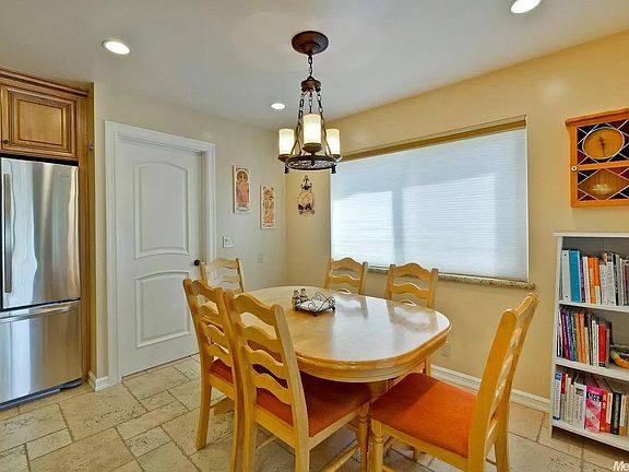 4th image of 1476 Sonoma Dr