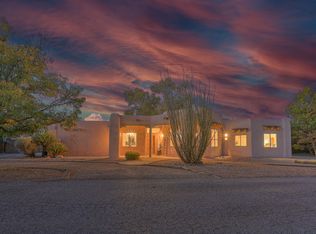 337 Nara Visa Ct NW, Los Ranchos De Albuquerque, NM 87107