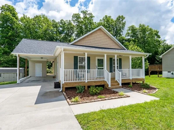 4735 Mischief Ct, Winston Salem, NC 27127