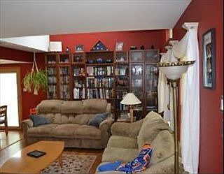 2nd image of 17035 Circle Dr E