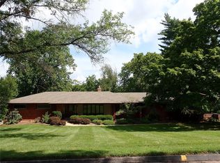 13127 Thornhill Dr, Saint Louis, MO 63131