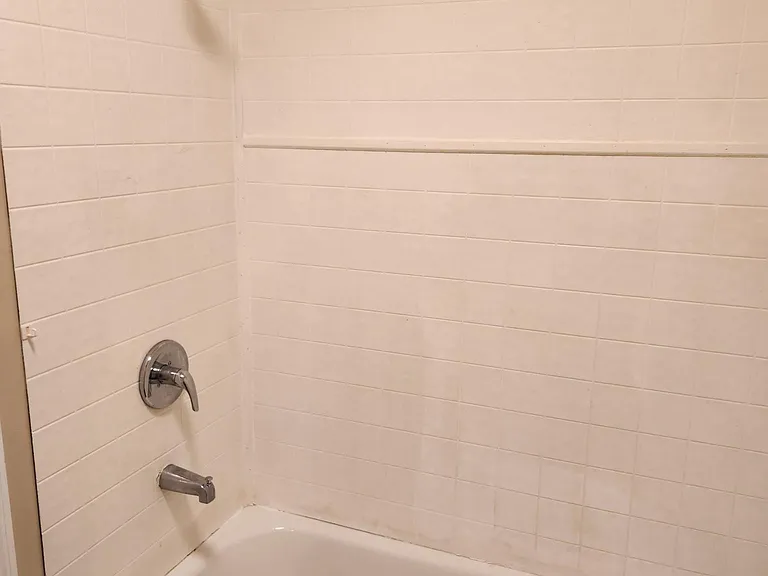 836 Edwards Ave — Photo 12