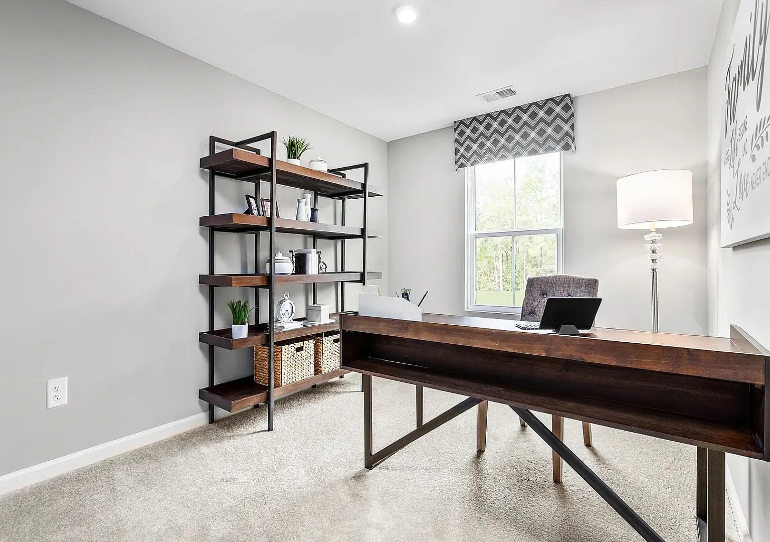 Room in 3 Bedroom Home in Raleigh — Photo 4