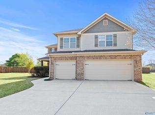 131 Rainwood Dr SW, Huntsville, AL 35824