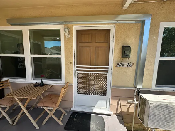 10421 1/2 Oro Vista Ave, Sunland, CA 91040