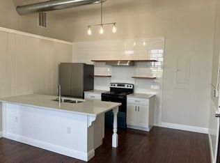 131 N Hill St #C, Griffin, GA 30223