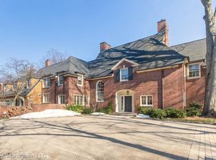 180 Cloverly Rd, Grosse Pointe Farms, MI 48236