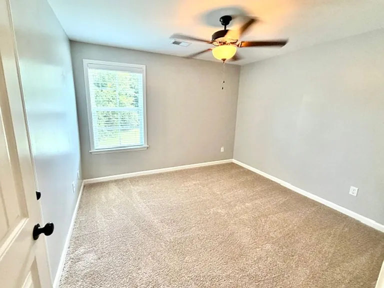 150 Clay Hill Dr — Photo 11