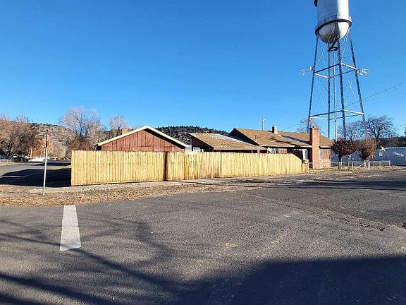3rd image of 216 W 2nd St