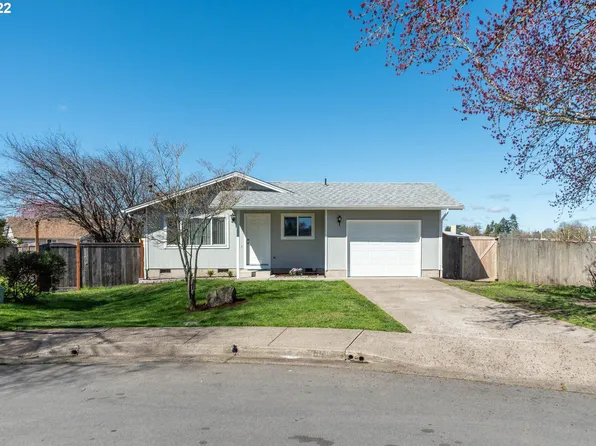 160 Saxon Pl, Junction City, OR 97448
