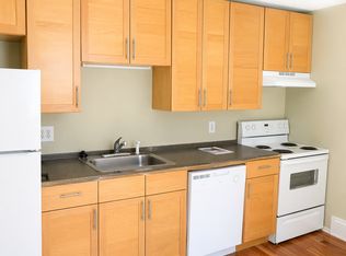 55 Cherry St #3, Waltham, MA 02453