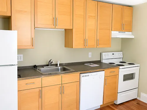 55 Cherry St #3 Photo 1