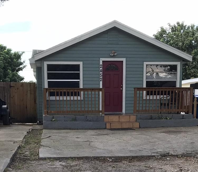 1st image of 2452 18th Ave N