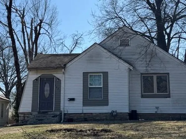 1421 E 77th St, Kansas City, MO 64131