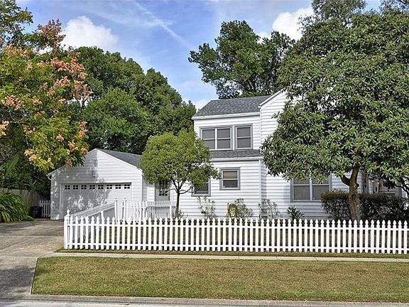 2nd image of 608 Brookwood Ln