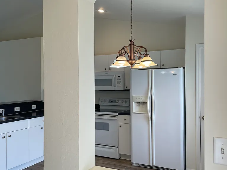 1808 SW 2nd Pl — Photo 8