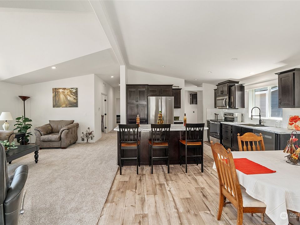 1019 Stanford Dr Cosmopolis WA Zillow