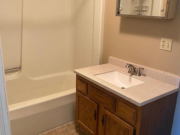 2nd image of 16 W Lemon St APT 3