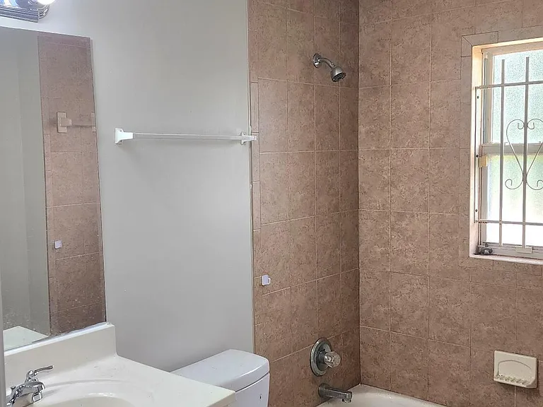6188 Pettiford Dr W — Photo 8