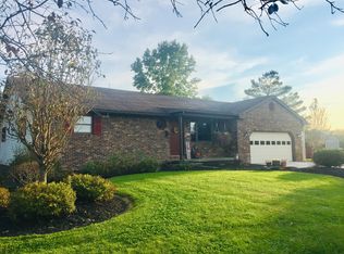 7606 White Chapel Rd, Newark, OH 43056