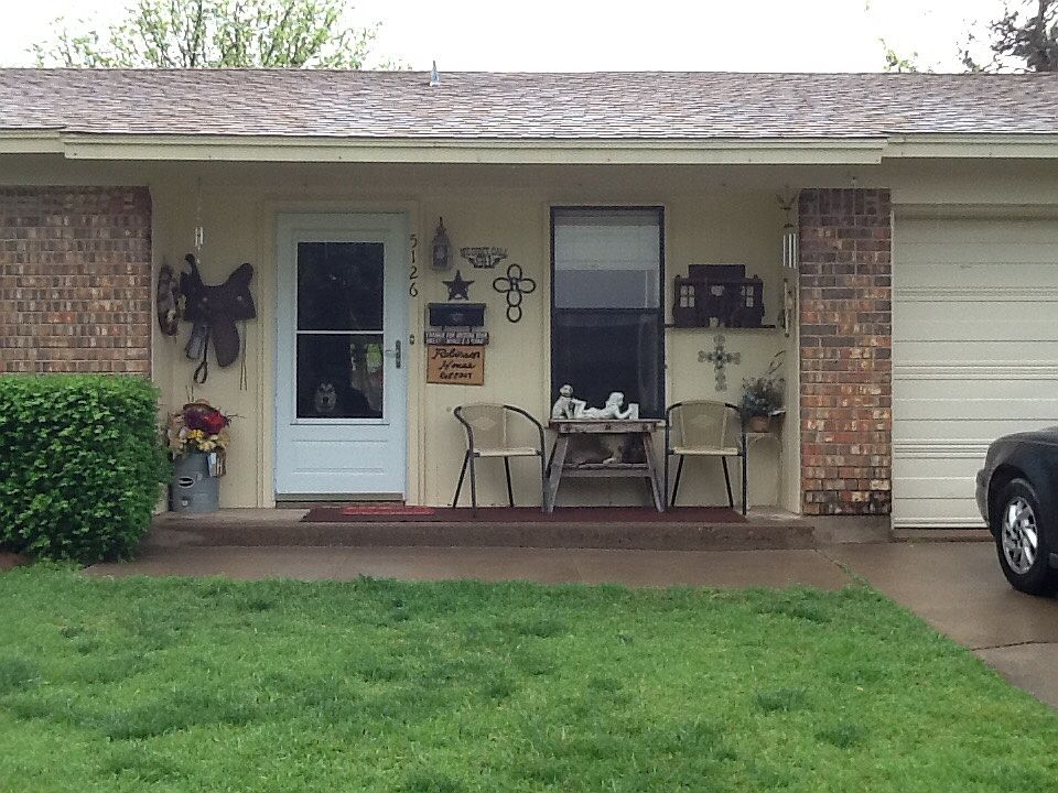 5126 Lakefront Dr. 