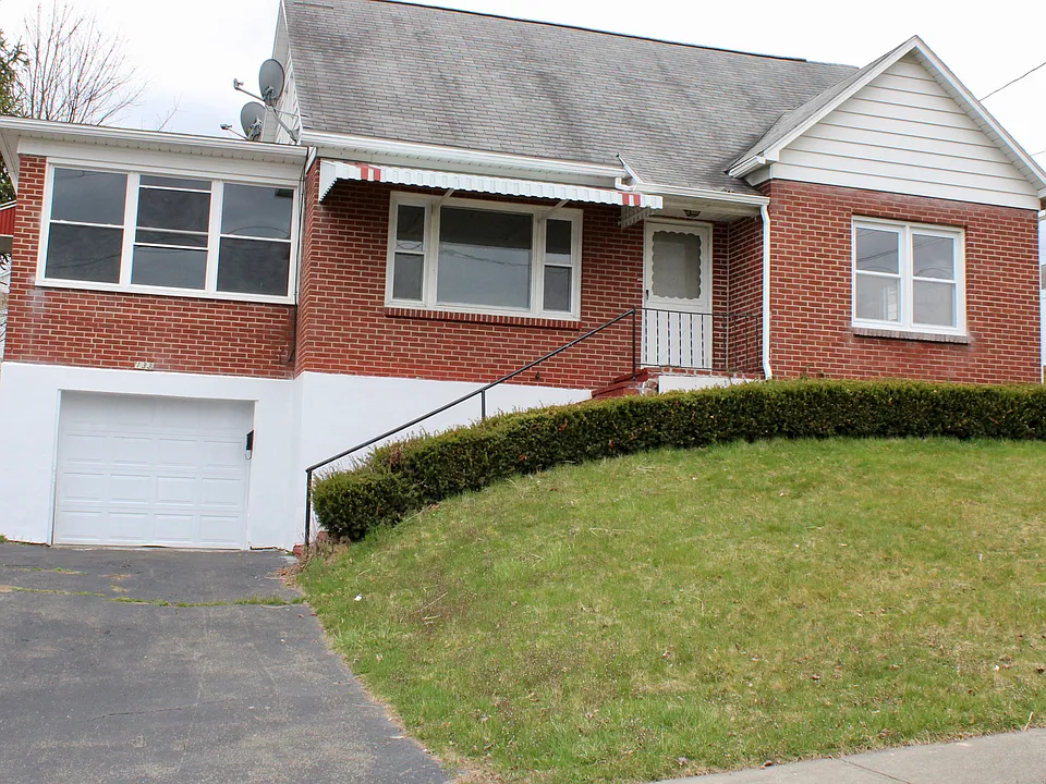 133 Albany Ave
