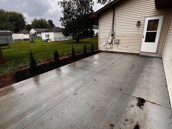5th image of 115 N Fairview Ave