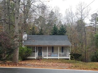 6305 Crystal Cove Trl, Gainesville, GA 30506