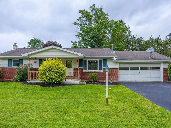 63 Pine Hills Dr