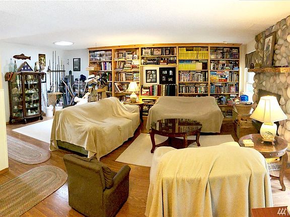 5th image of 2950 Osiris Ct NE