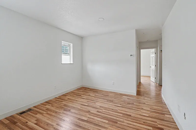 3 bed, 2.0 bath, 1200 sqft, $2,775 — Photo 2