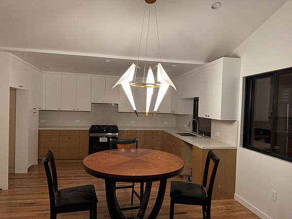 shared kitchen and dinning table