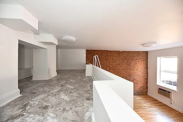 Rented by Buchbinder & Warren | media 5