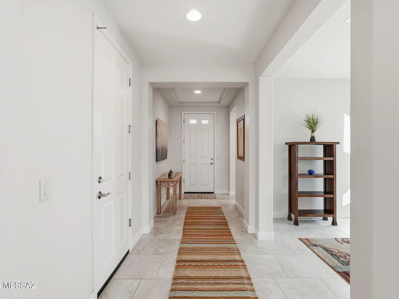 2 bed, 2.5 bath, 1776 sqft, $4,500 — Photo 4