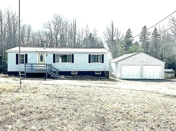 141 Cross Road, Hancock, ME 04640