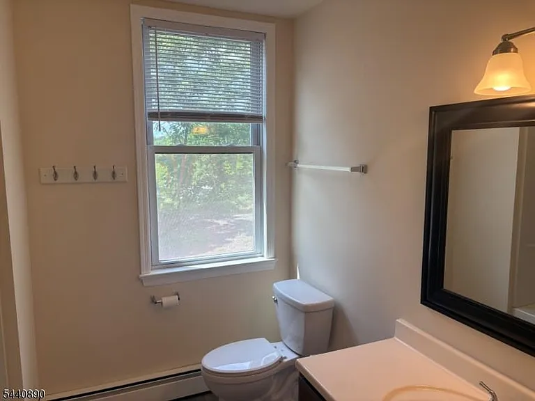 192 Central Ave — Photo 9