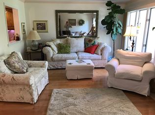 638 Blue Ridge Ln, Mahwah, NJ 07430